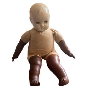 CREEEEPY vintage madame Alexander “magic skin” baby doll from 1940s 1950s w eyes